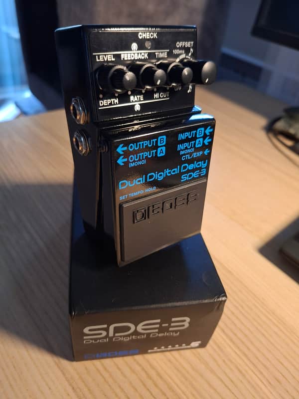 Boss SDE-3 Dual Digital Delay image 1
