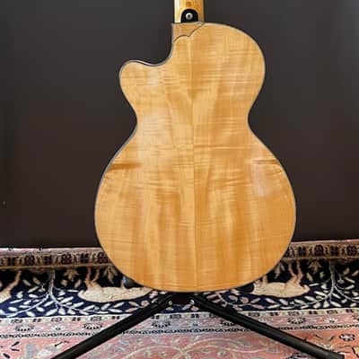 1960 Hofner Club 50 - Blonde - Original Selmer Case image 9