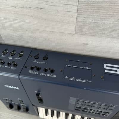 Yamaha EX5 Synthesizer - 76-key image 12