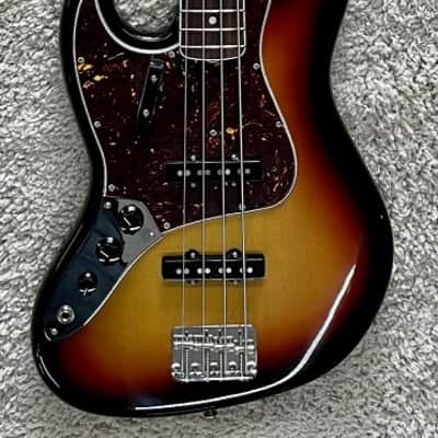 Fender American Vintage II 1966 Jazz Bass Left-Hand, 3-Color Sunburst + Case image 2