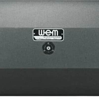 713679 image 2