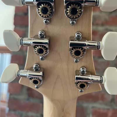 PRS Swamp Ash Special 2025 - McCarty Tobacco Sunburst w Rosewood Fingerboard and Black Pick-up Rings image 3