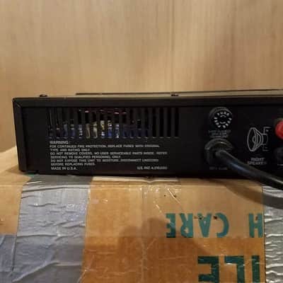 Carver Power Amp Used with box image 12