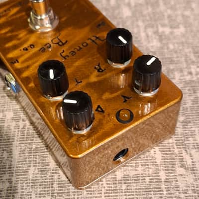 One Control "BJFE in your hand series" Honey Bee OD 4K - Gold image 6
