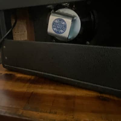 Fender Vibro Champ 6-Watt 1x8" Guitar Combo 1964 - 1967 - Black Panel image 4