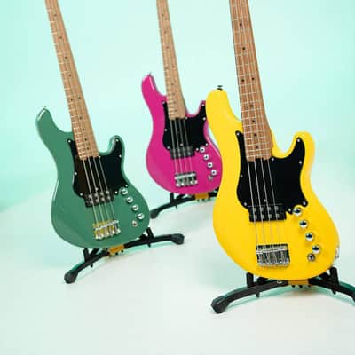 Cort GBSHORTSCALEFGRB Poplar Body Roasted Maple C Shape Neck Short Scale 4-String Electric Bass Guitar w/Gig Bag image 12