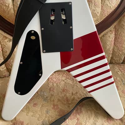Firefly Buckethead KFC Flying V 2024-2025 - Glossy white image 3