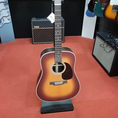 Martin Standard Series D-28 Satin 2023 - 2024 - Amberburst image 1