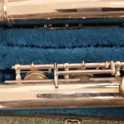 Yamaha YFL-22n flute - Silver-Plated image 22
