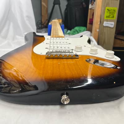 Fender 60th Anniversary American Vintage 1954 Stratocaster Strat Electric Guitar 2014 with Hard Case - 2-Color Sunburst image 18