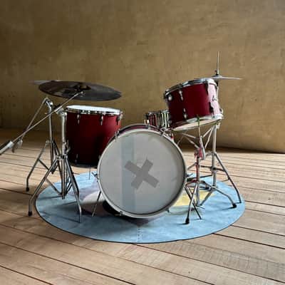 Amati Drum Set complete image 6