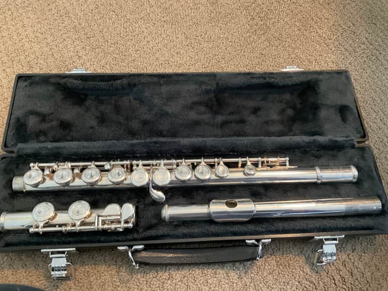 Yamaha Closed Hole Flute~Clean w/ All New Pads image 1