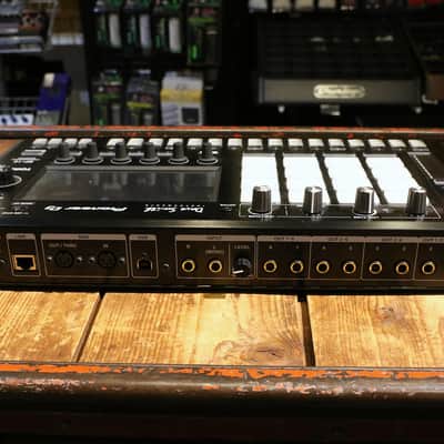 Pioneer Toraiz SP-16 Sampler and Sequencer 2010s - Black imagen 4