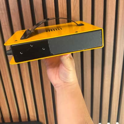 Radial Firefly Tube Direct Box 2010s - Yellow image 5