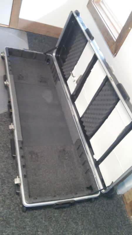 SKB 1SKB-5820W 88-Key Keyboard Case with Wheels image 1