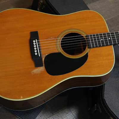 1970 Martin D-28 Dreadnought Acoustic Guitar Natural + OHSC image 2