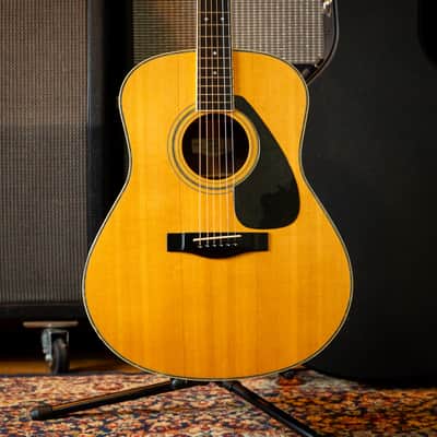 Yamaha LL-11 – Solid Top Acoustic Guitar – Natural – VG Cond - W/hardcase. image 1