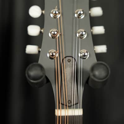 Eastman MD305 Solid Spruce/Maple A-Style Mandolin Antique Varnish image 4