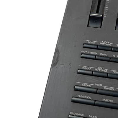 Roland R-8 Human Rhythm Composer Drum Machine image 11