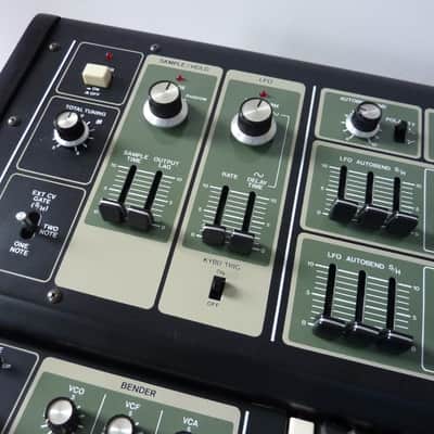 Roland SH7 - Fully Serviced image 9