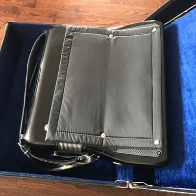 Giulietti Bassetti S2 37 Bass Accordion with Electronics RARE CLEAN image 5