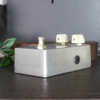 Preowned Arcane Analog ESR Graphic Fuzz Clone w/ Box image 4