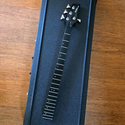 KLOS J/4 Jazz 4 String 20 Fret Carbon Fiber Neck image 8