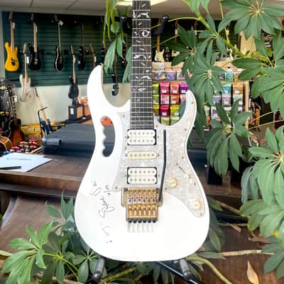 IBANEZ JEM7V electric guitars