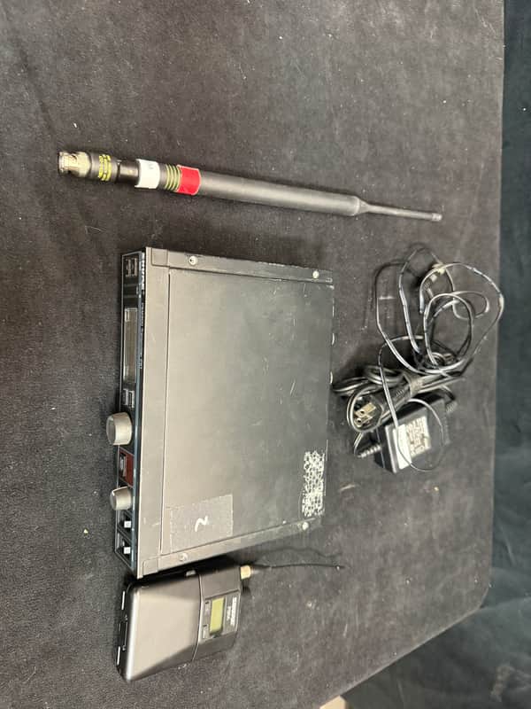 Shure PSM 900 Wireless IEM System G6 Band image 1