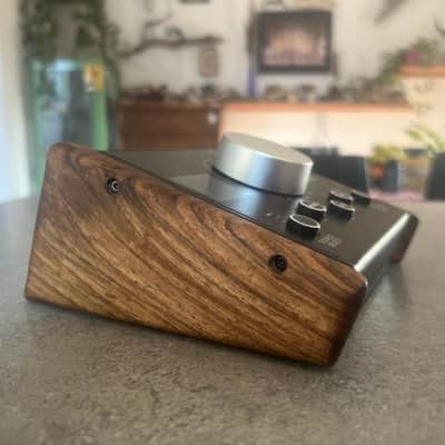 Mackie Big Knob Passive Walnut Cheeks image 1