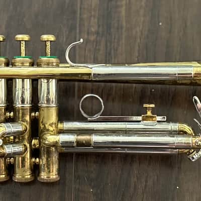 Olds Super Bb Trumpet 1957 - Lacquer image 5