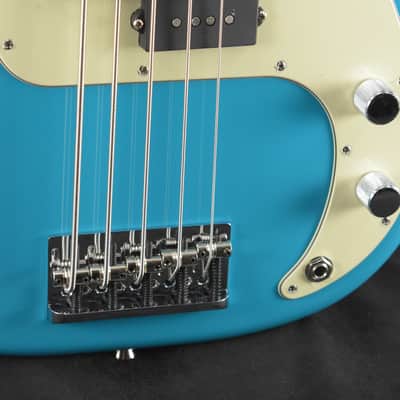 Fender American Professional II Precision Bass V Miami Blue Maple Fingerboard image 3