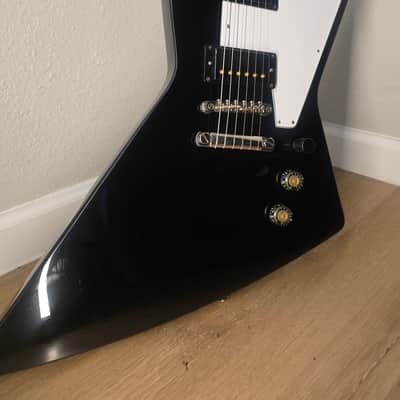 Epiphone Explorer Ebony image 2