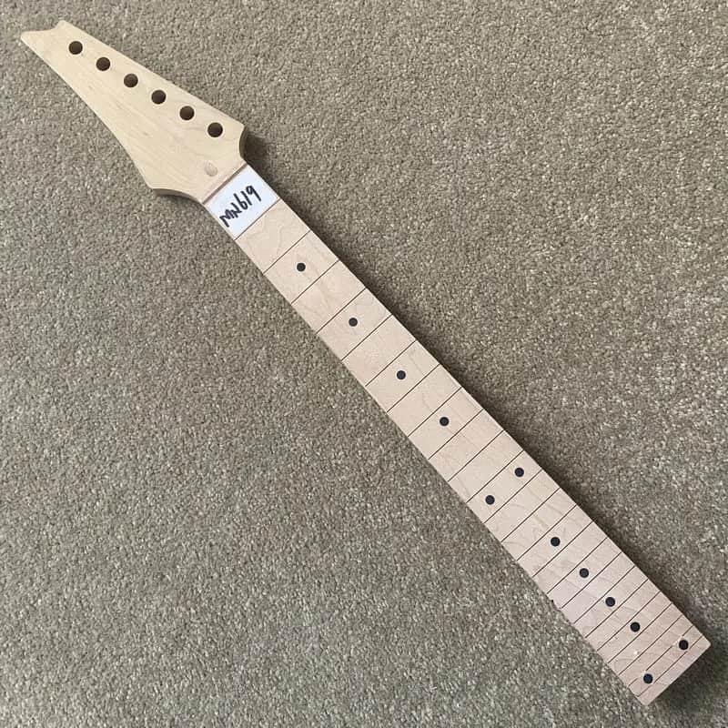 Reversed Headstock Guitar Maple Neck, Short Scales image 1