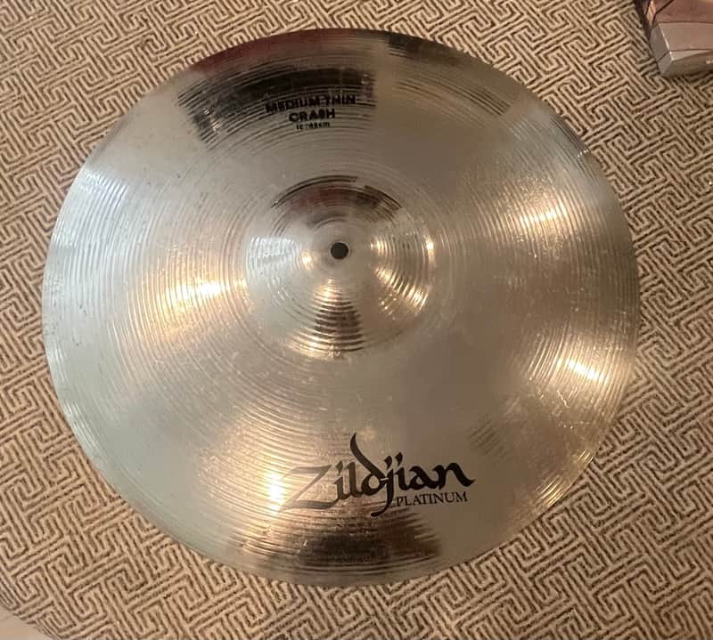 Zildjian 18” med thin crash 80s - Platinum