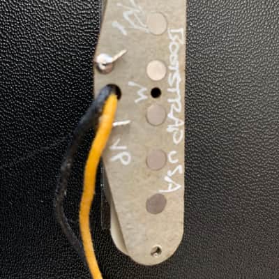 Strat pickups made in USA - Bootstrap ‘54 Vintage Pro for Stratocaster® 2021 Parchment/ Aged White image 3