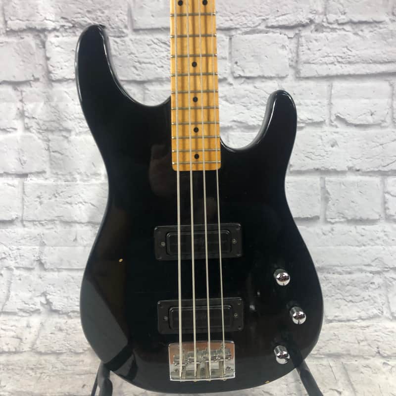 Peavey Foundation 4 String Bass Guitar Black image 1
