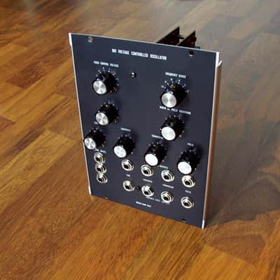 Mos-Lab  - 901 Oscillator - Moog Modular Clone - 5U image 1