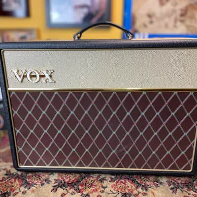 Vox AC10-C1-TTBM Limited Edition 2021 Vintage Tan w Cream Back Speaker 2021 - Cream image 1