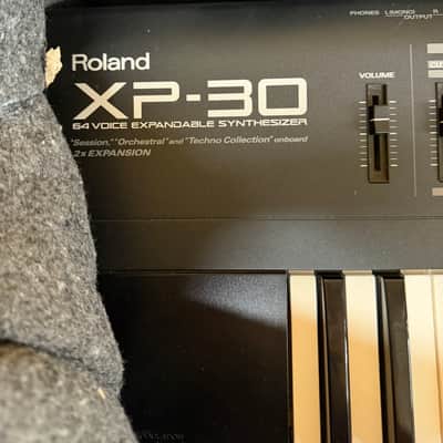 Roland XP-30 61-Key 64-Voice Expandable Synthesizer - Black image 12