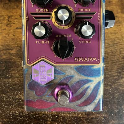 Beetronics Swarm Royal Series Fuzz | Reverb