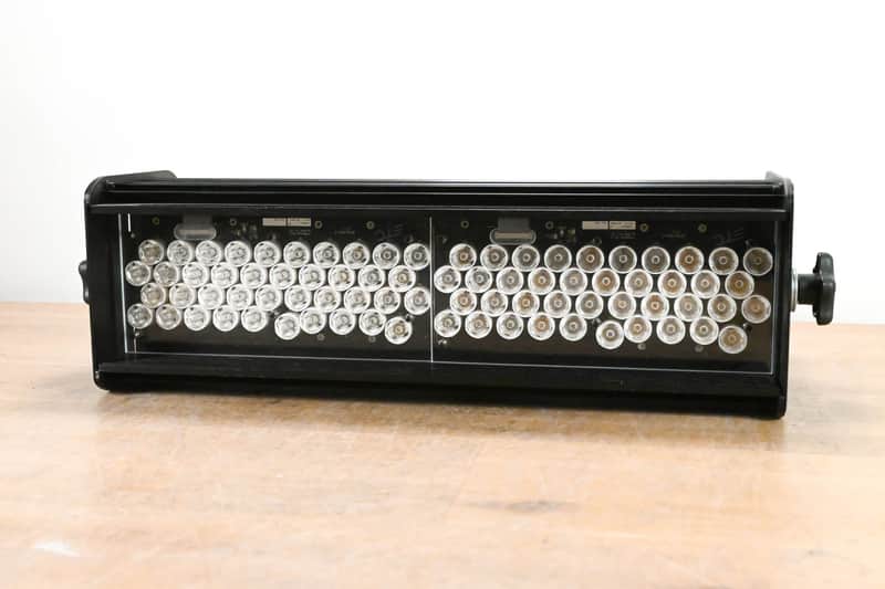 ETC Selador Vivid-R 21" LED Fixture CG014ZD image 1