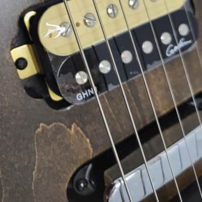 Godin Radium image 4