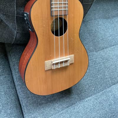Mitchell MU50SE Acoustic-Electric Concert Ukulele image 4