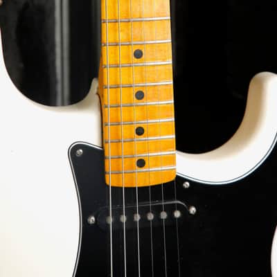 Fender 1979 Stratocaster White Vintage Electric Guitar Pre-Owned image 5