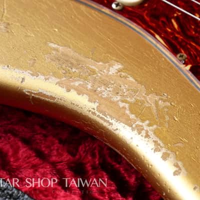 2021 Fender Custom Shop 1969 Stratocaster Heavy Relic HSS-Aztec Gold. image 8