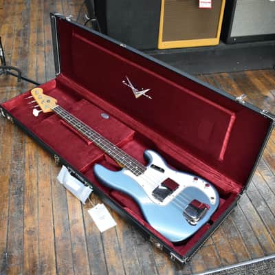 Fender Custom Shop 1966 Precision Bass Journeyman Relic Super Faded Aged Lake Placid Blue w/Hard Case image 9