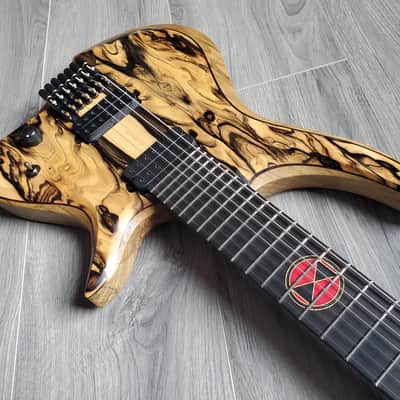Vik Domineer H7 NAMM Showpiece image 13