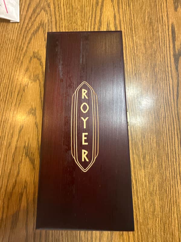 Royer R-121 Ribbon Microphone image 1