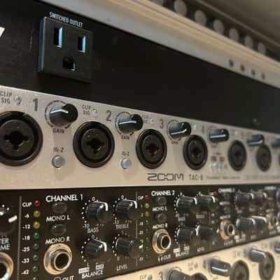 Zoom TAC-8 Thunderbolt Audio Interface 2010s - Silver image 4